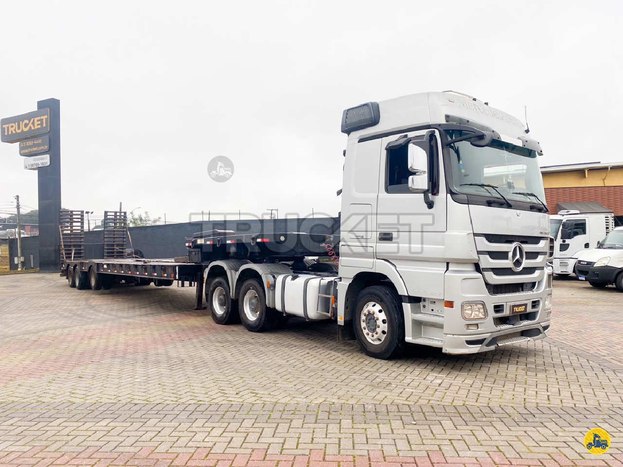 CAMINHAO MERCEDES-BENZ MB 2655 Plataforma Cavalo 6x4 Trucket Caminhões CURITIBA PARANÁ PR